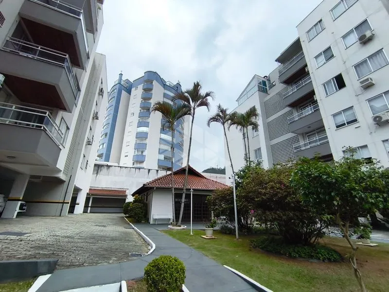 70 m² apartment with 2 bedrooms and 1 parking spot — photo 30