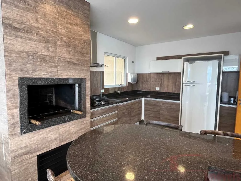 1 quarto e varanda envidraçada: apartamento de 28 m² — photo 16