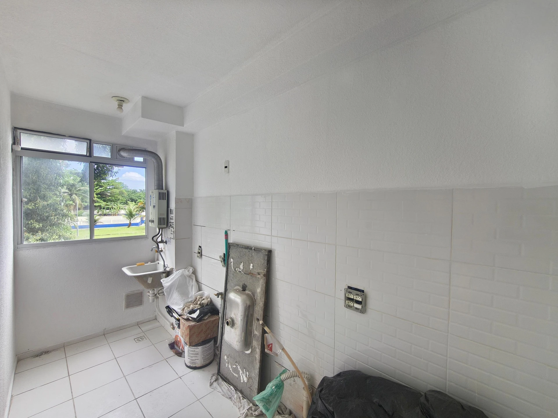 2-bedroom apartment with 1 parking space and 1 bath — photo 19