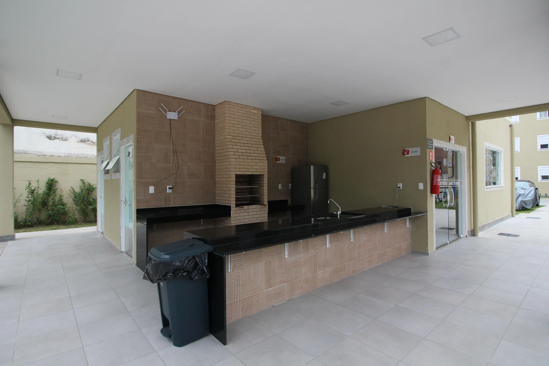 Apartamento mobiliado com 2 quartos e piscina no condomínio — photo 25