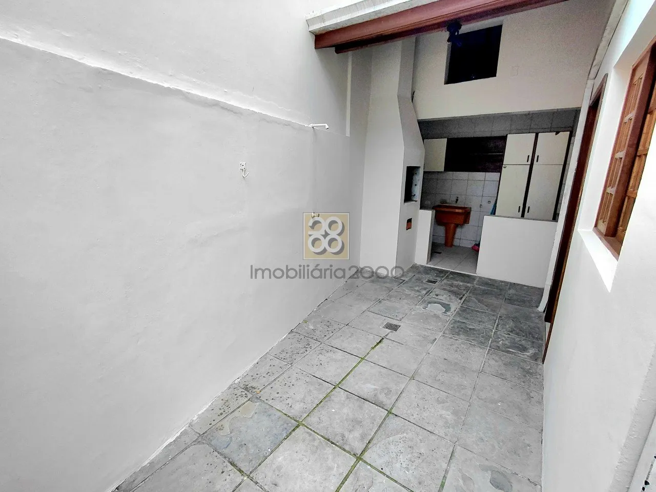 Townhouse with 3 bedrooms and a covered BBQ area — photo 2