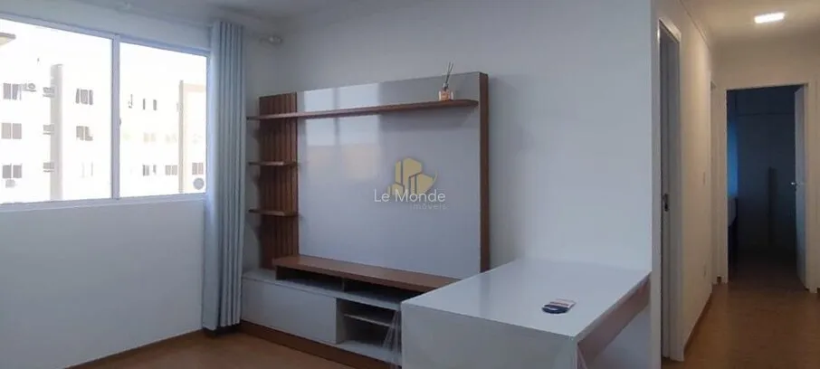 2-bedroom apartment with open-plan kitchen and gas stove — photo 6