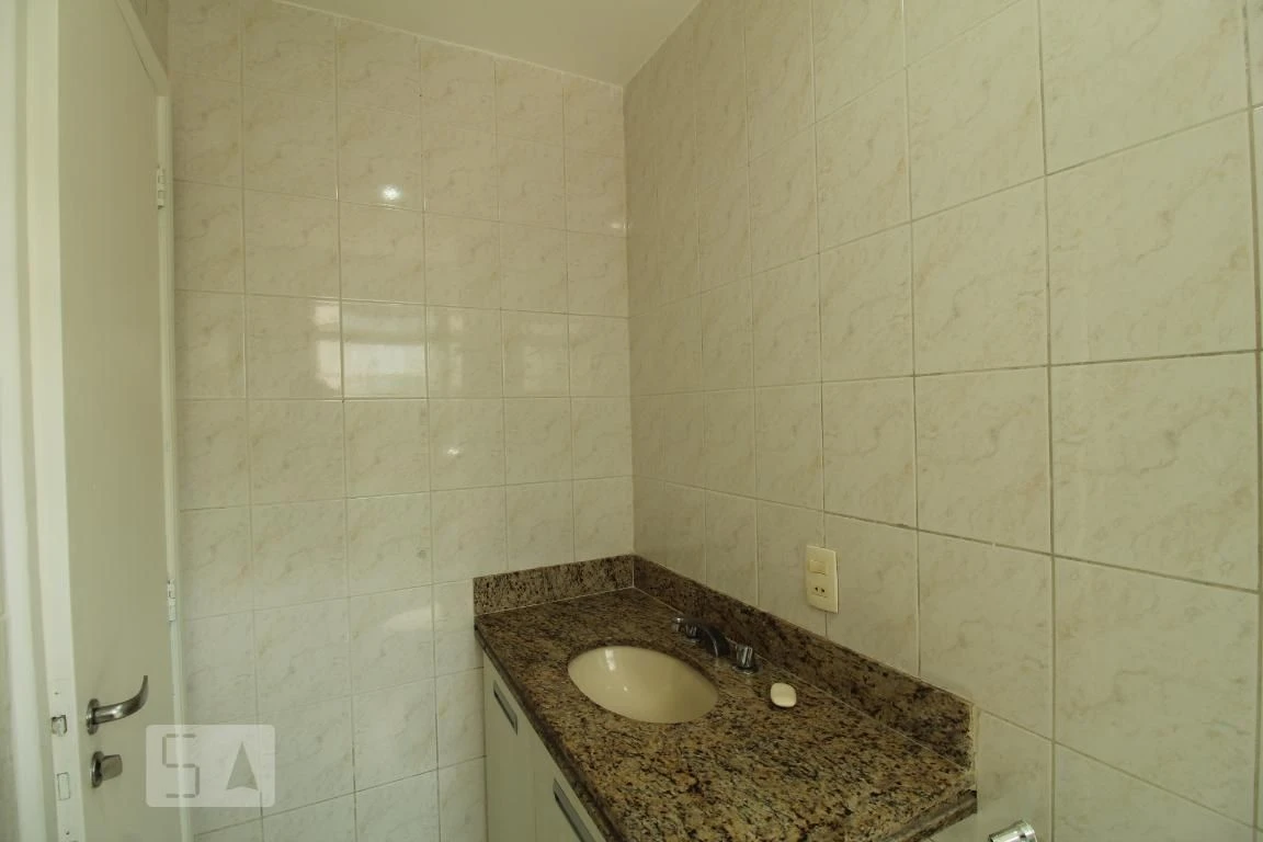 2-bedroom apartment with balcony and 2 parking spots — photo 43