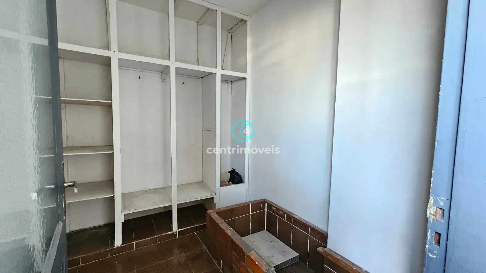 2-bedroom apartment with pool in the building — photo 29