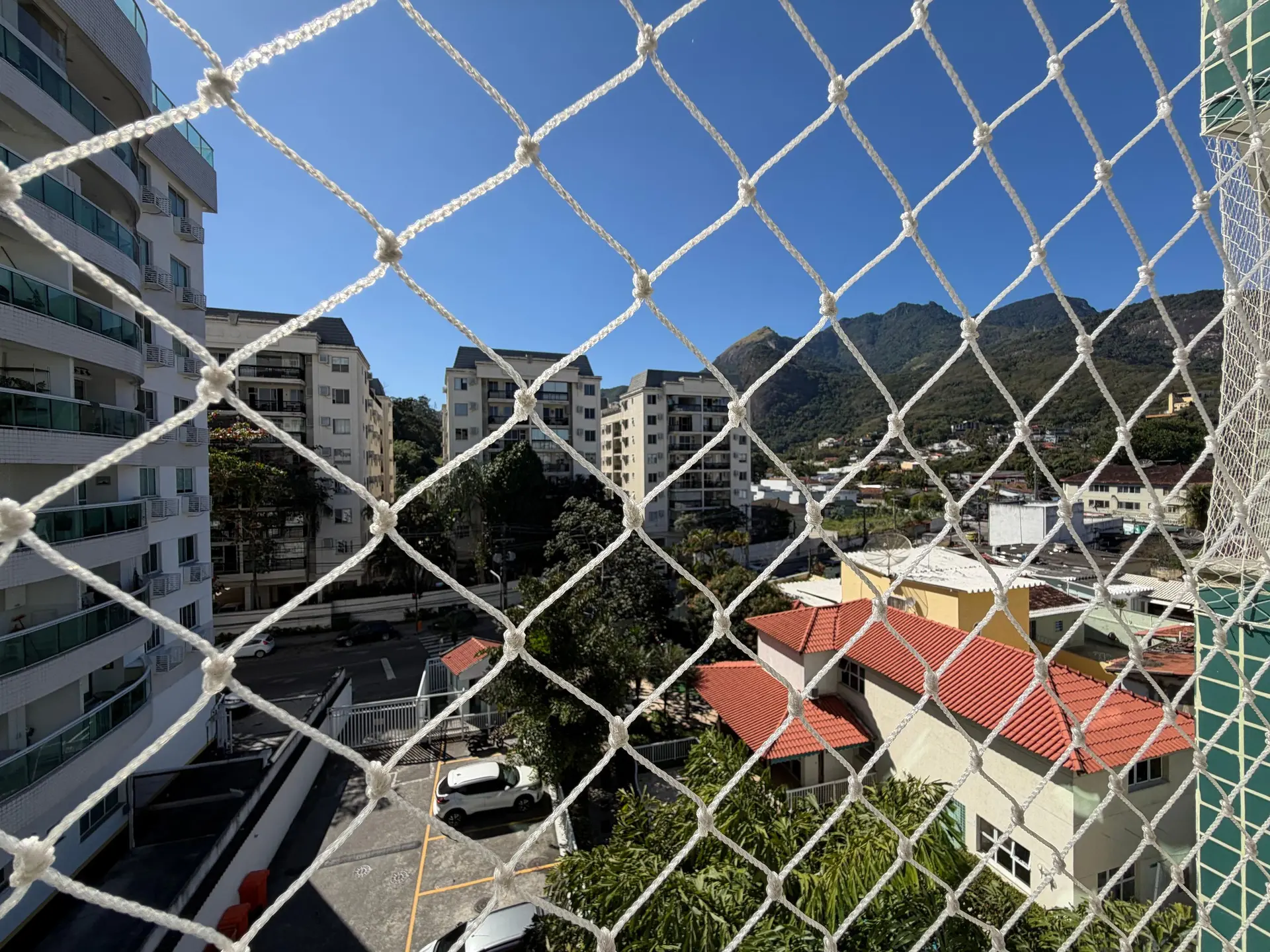 Apartamento de 3 dormitorios con 1 plaza, cocina cerrada — photo 2