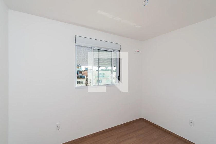 2-bedroom apartment in a building with a pool — photo 19