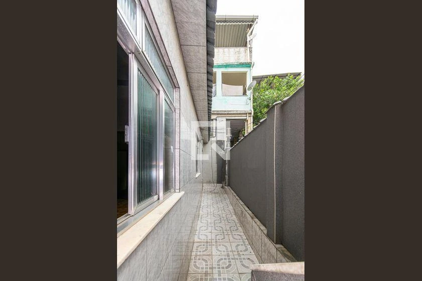 Casa com varanda, 2 quartos e 50 m² — photo 35