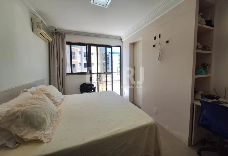 Furnished apartment 267 m² with 3 bedrooms and views — photo 40
