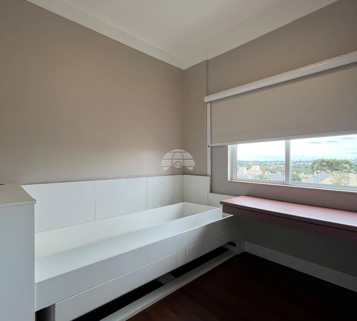 2-bedroom apartment with a home office — photo 4