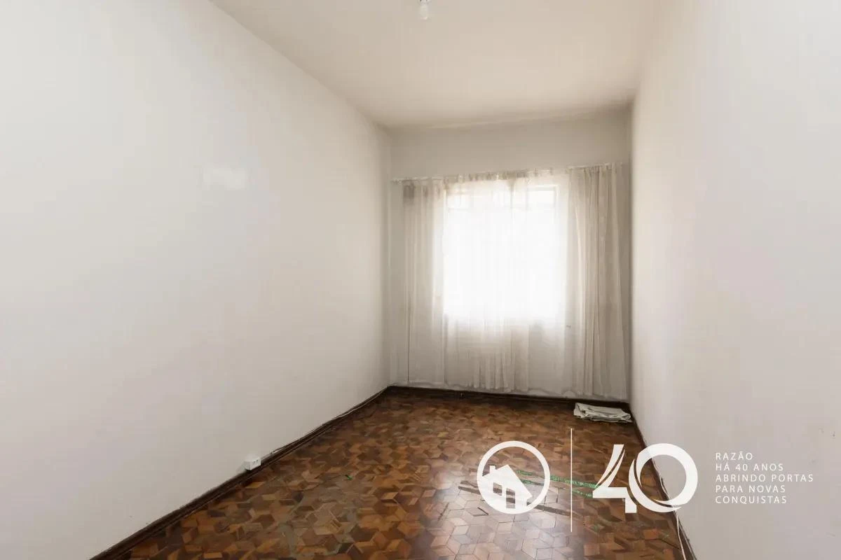 2-bedroom apartment with a washing machine in Curitiba — photo 7