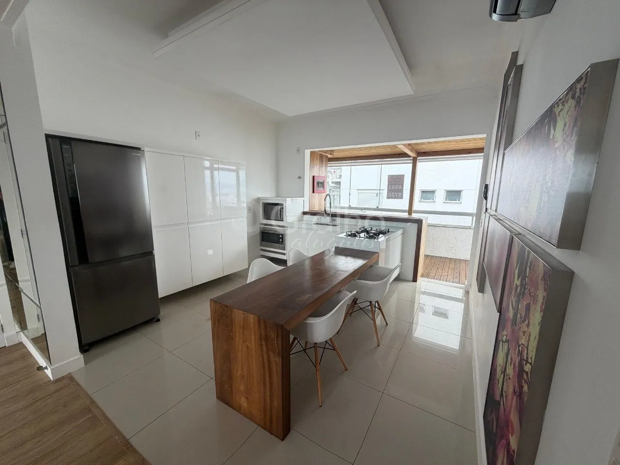 3-bedroom apartment with a bathtub in Florianópolis — photo 2