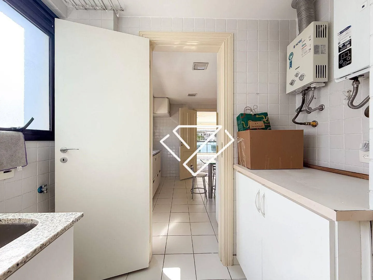 3-bedroom apartment with 165 m² and 3 parking spaces — photo 33
