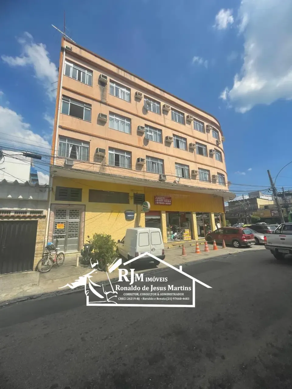 Квартира 65 м² с 2 спальнями и отдельной кухней — photo 11