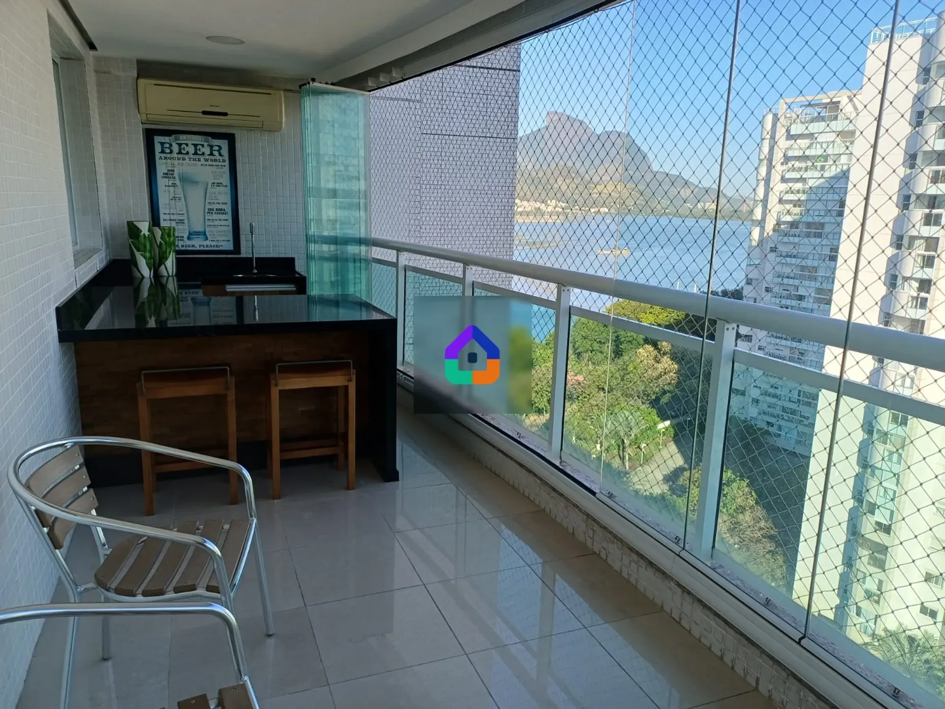 Furnished 3-bedroom apartment with open-plan kitchen — photo 3