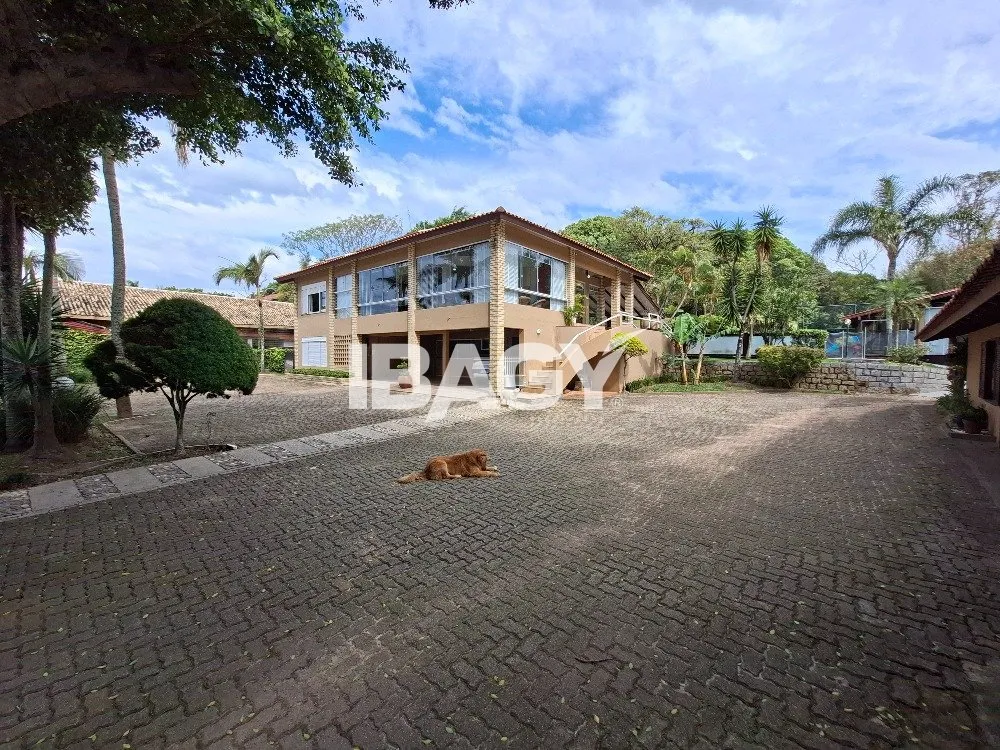 Casa amueblada con 4 dormitorios y 250 m² — photo 41