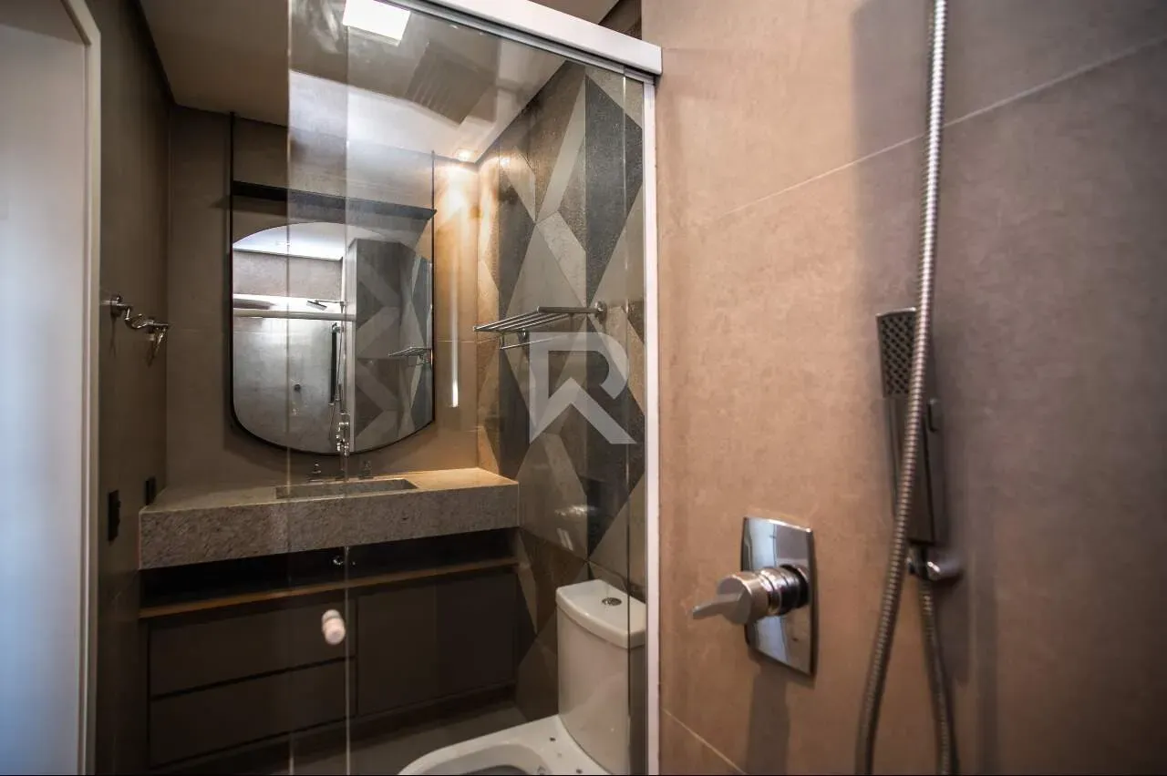 Apartment with 4 bedrooms, 3 en-suites and 463 m² — photo 38