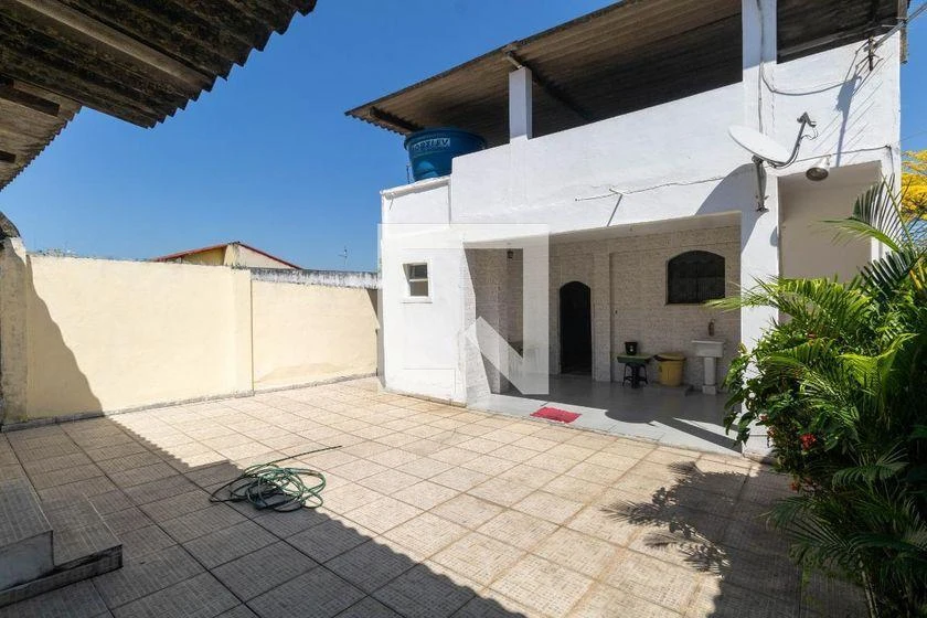 Rental house with 3 bedrooms and private garden — photo 35