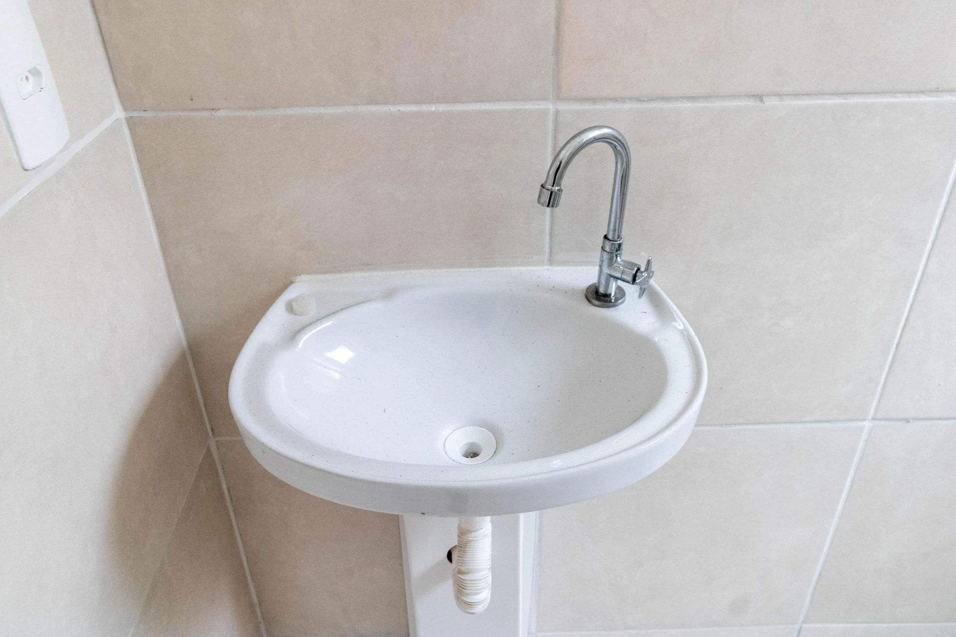 Apartamento de 2 quartos em condomínio com academia — photo 17