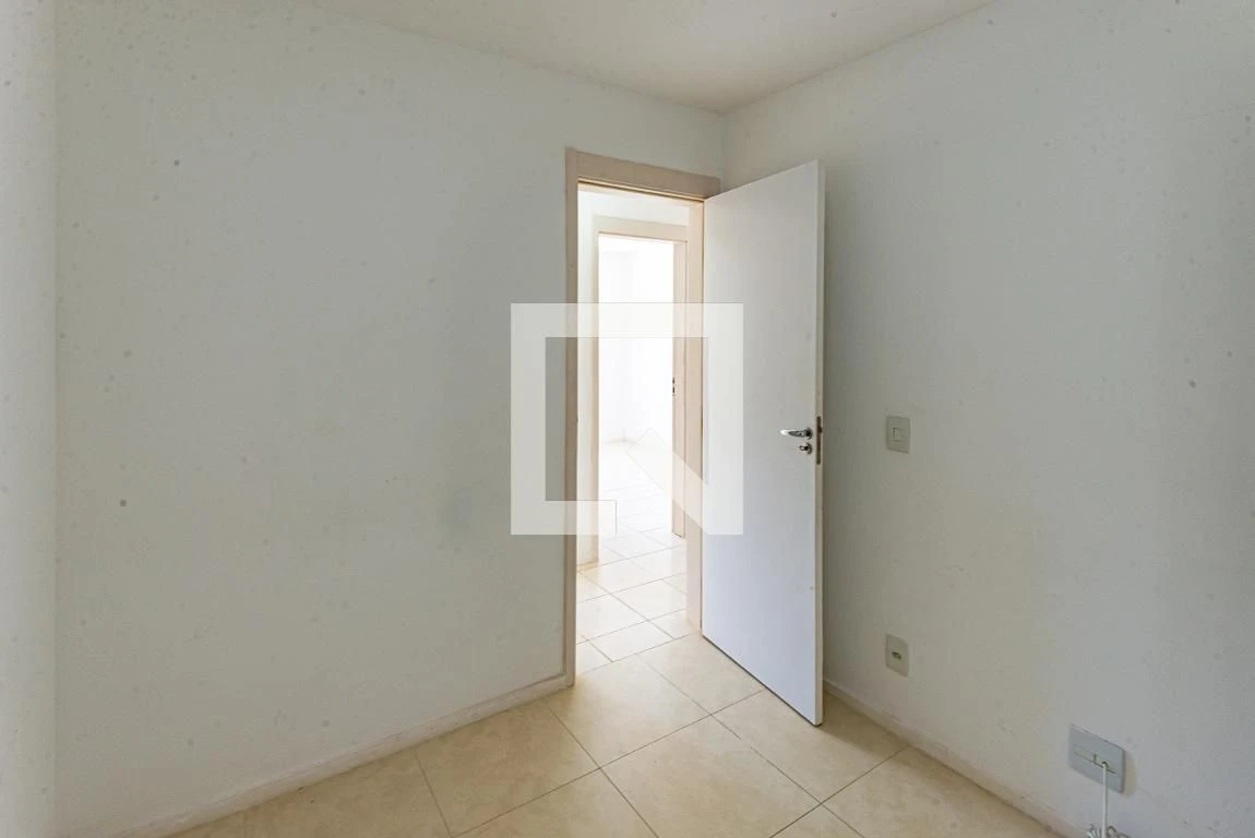 4-bedroom apartment with a mountain view in Rio de Janeiro — photo 44