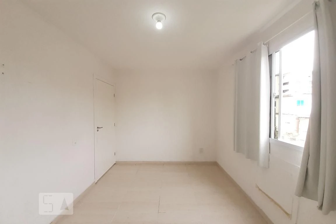 Unfurnished rental apartment with 2 bedrooms and 1 bath — photo 18
