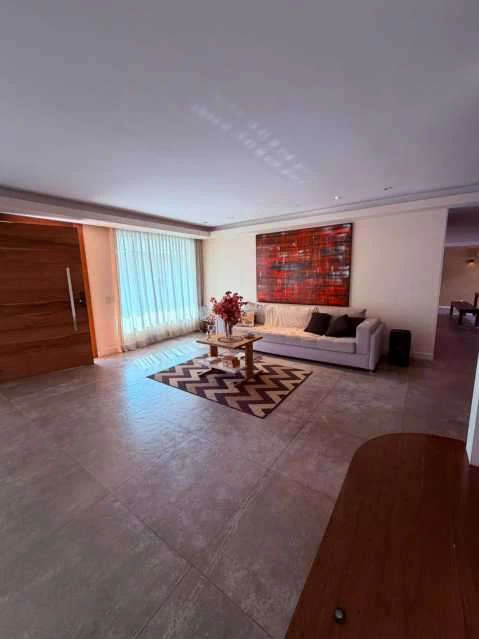 3 en-suite bedroom apartment with 191 m² and 5 parking — photo 13