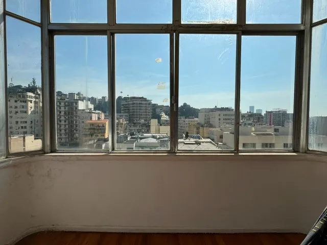 Home office in a 3-bedroom apartment, 180 m² — photo 11