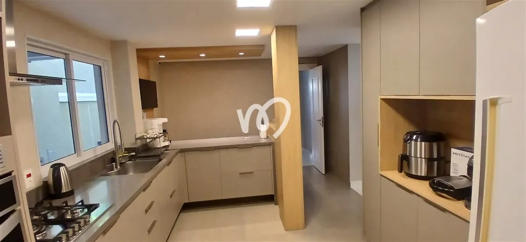 Furnished house with 4 bedrooms and 3 bathrooms — photo 15