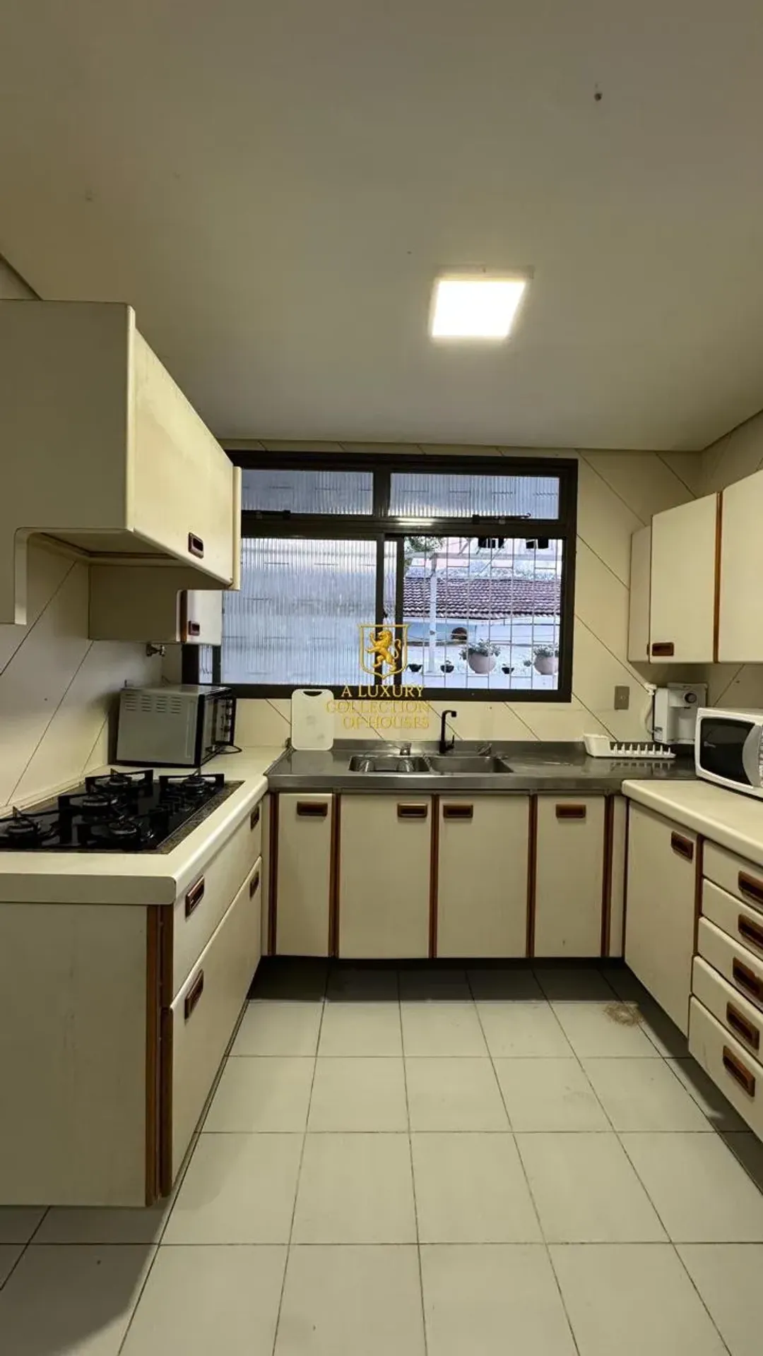 Casa mobiliada com 9 quartos e 3 vagas — photo 66
