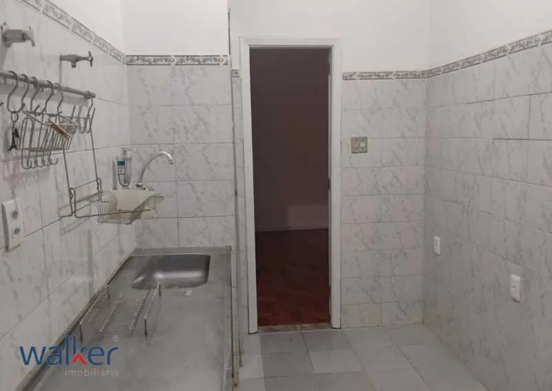 Unfurnished apartment with 3 bedrooms and 2 bathrooms — photo 9