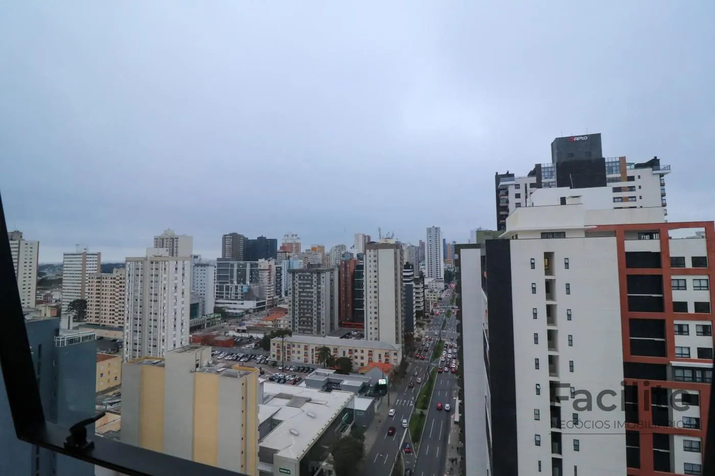 Apartment on the 19th floor with a home office — photo 17
