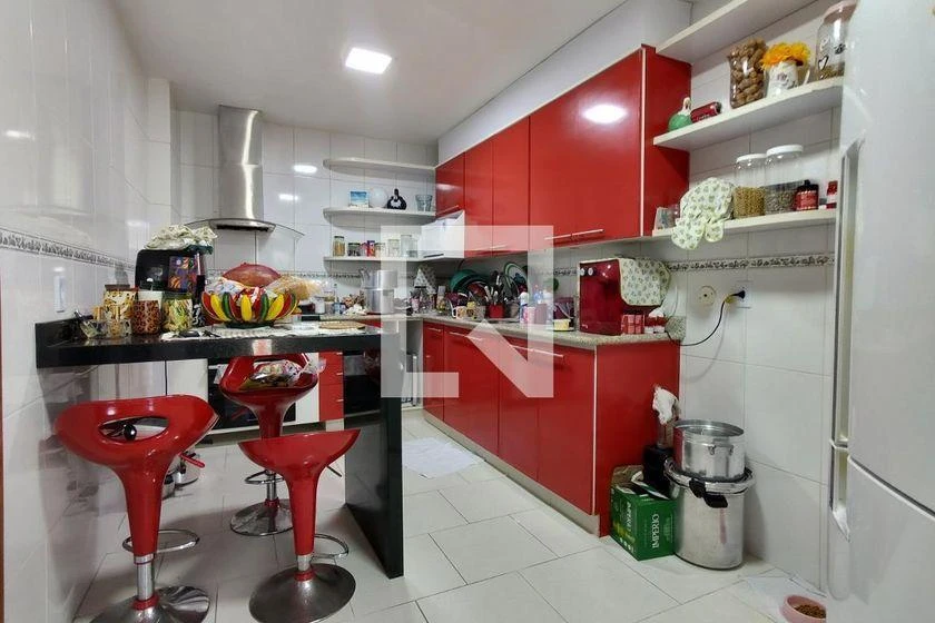 Home office in a 3-bedroom house, 198 m² — photo 30