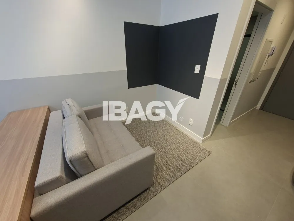 Furnished studio with a glass-enclosed balcony — photo 60