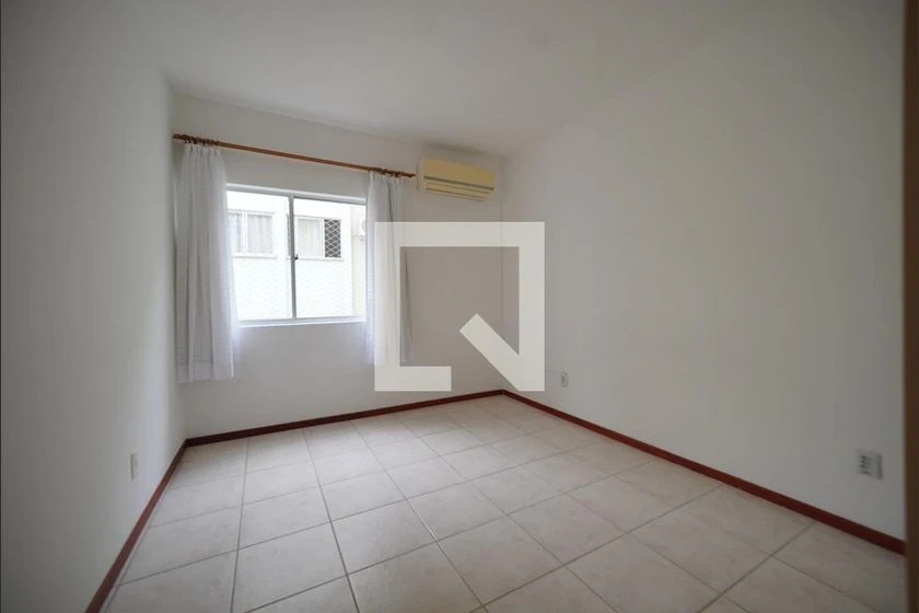 Apartamento para alquilar sin amueblar con 3 dormitorios — photo 2