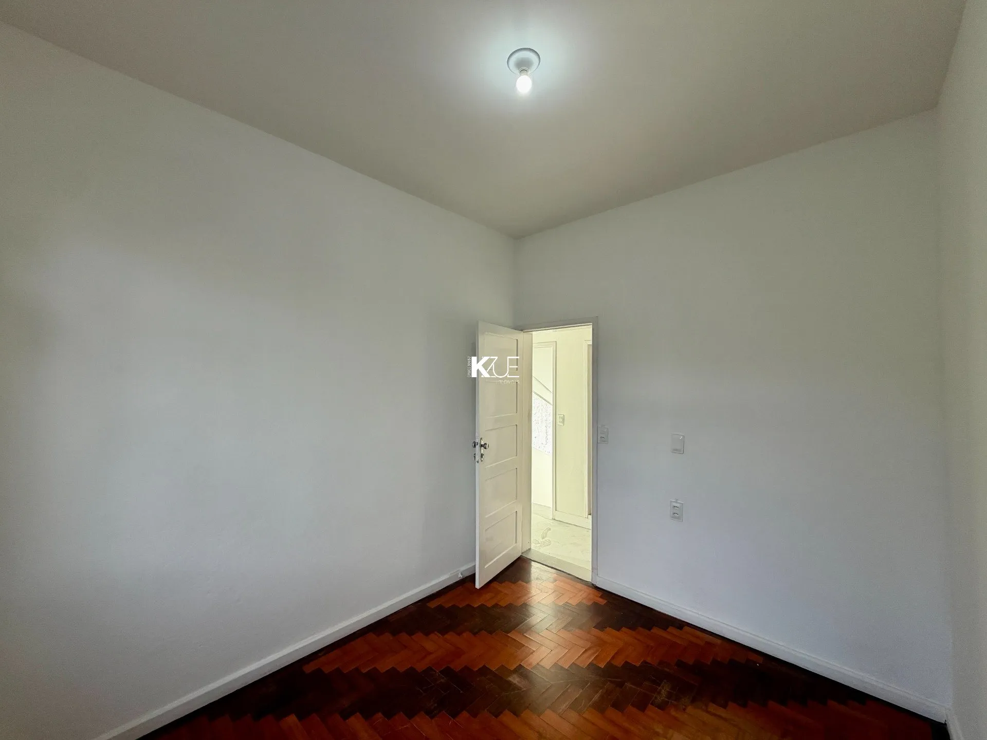 3-bedroom house with a suite, 324 m² total area — photo 25