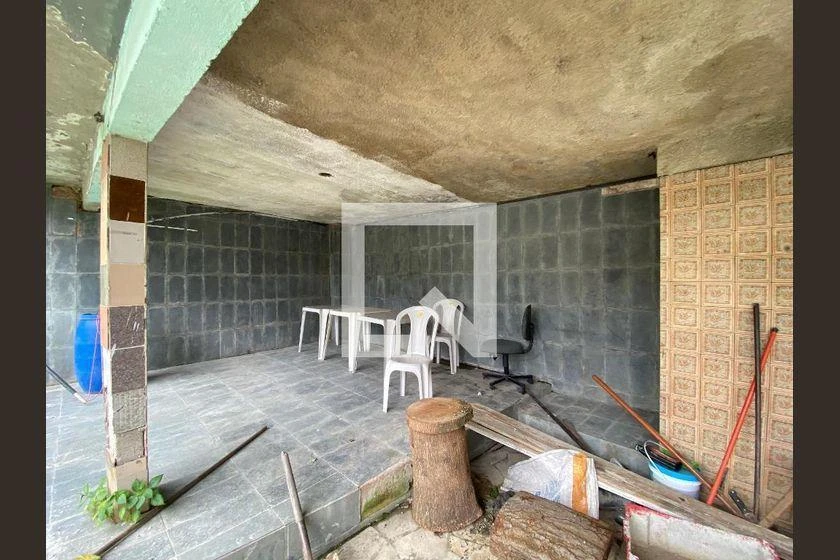 Studio in a building with a pool — photo 22