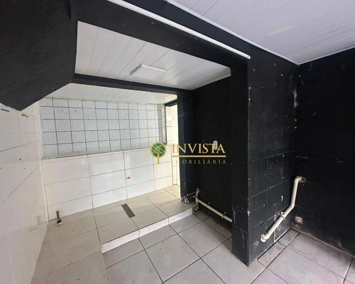 Casa de 100 m² com 5 quartos e 2 banheiros — photo 19