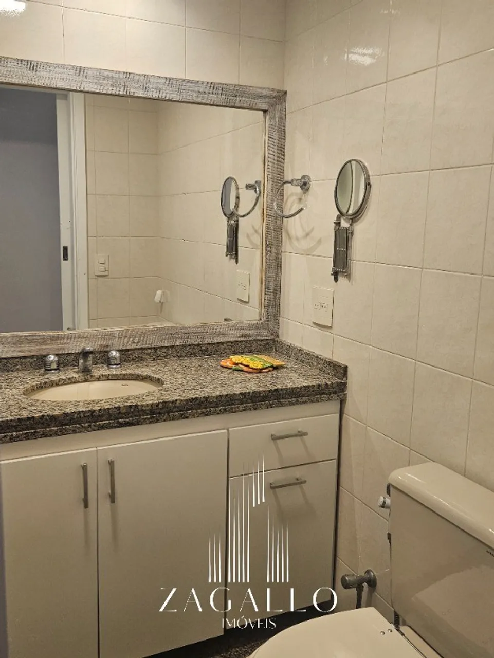 Rental apartment with 4 bedrooms, balcony, and 3 parking — photo 16