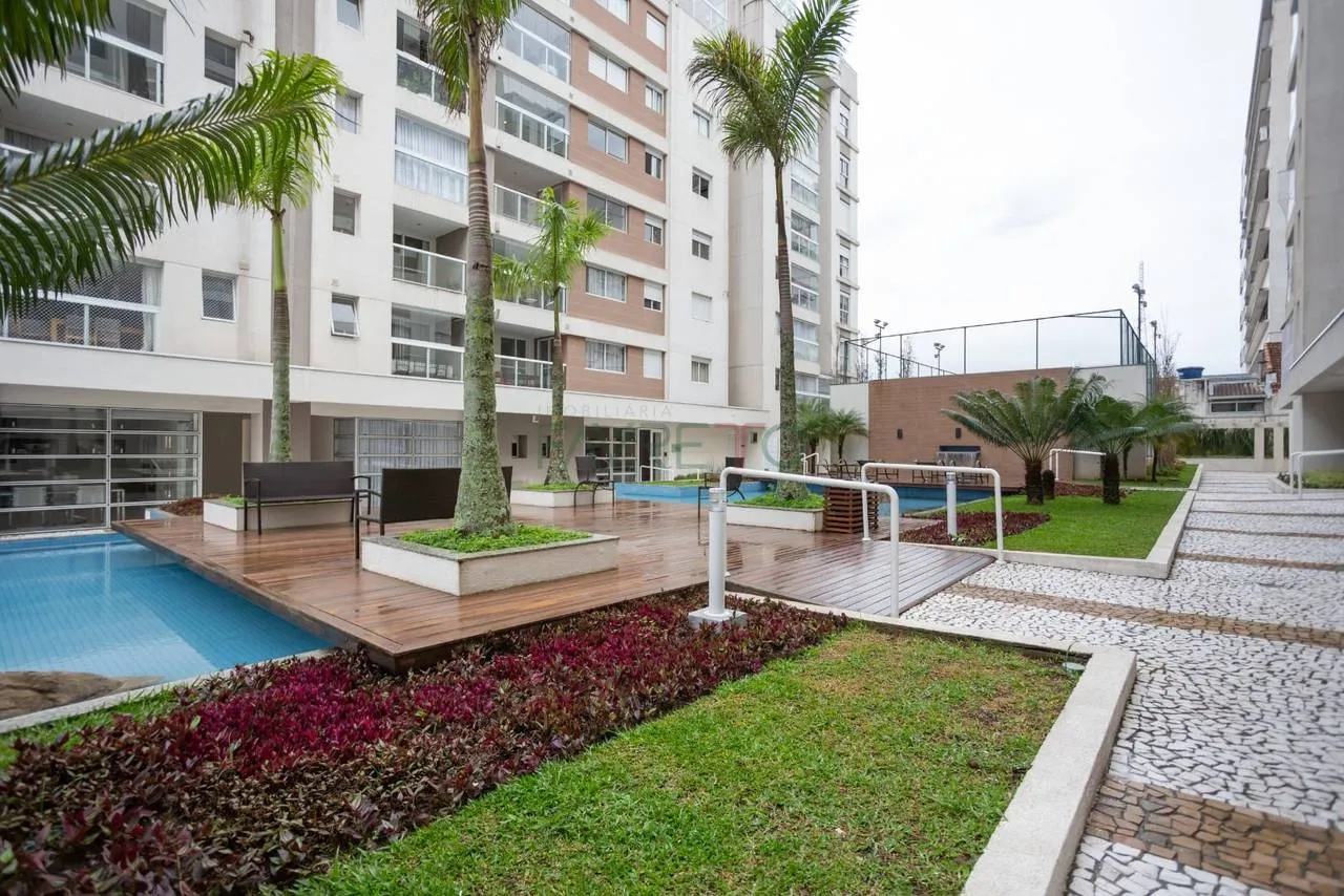 Apartamento de 3 quartos em condomínio com piscina — photo 10
