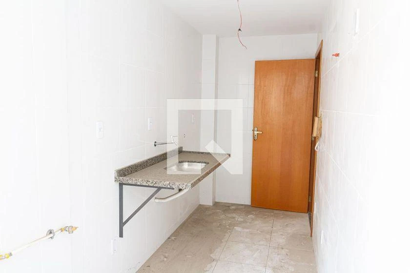 80 m² apartment with 2 bedrooms and a balcony — photo 42
