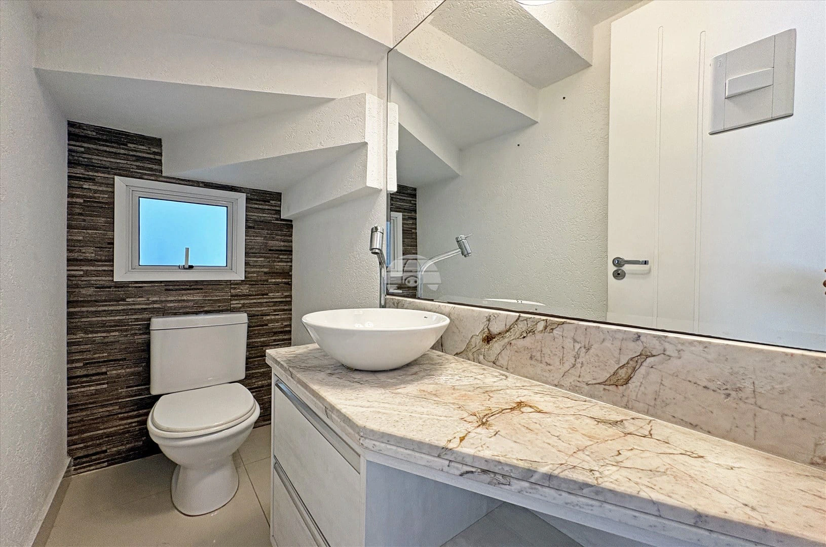 Casa, 172 m², com varanda envidraçada — photo 8