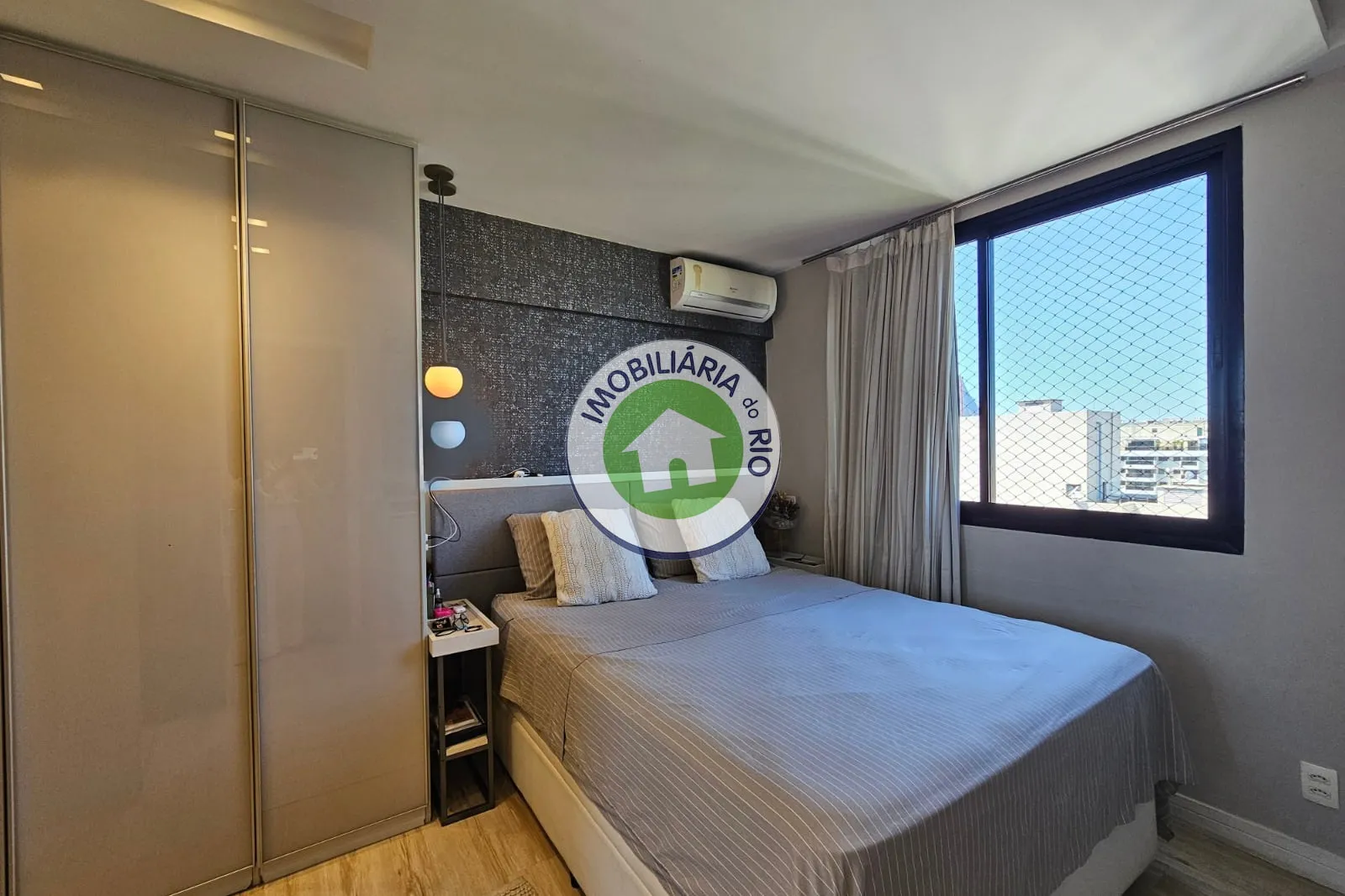 Apartment with 3 bedrooms, 4 bathrooms and a separate kitchen — photo 38
