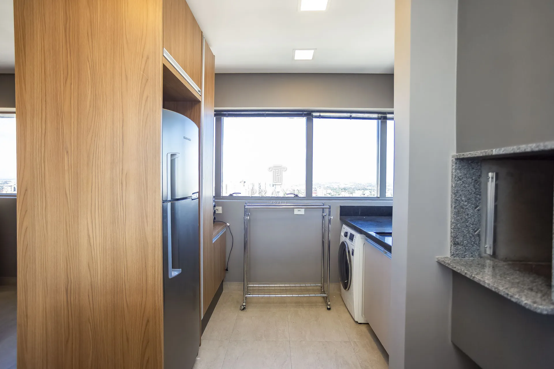 2-bedroom apartment with a home office — photo 13