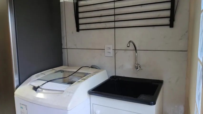 Furnished studio with 1 bedroom and a modern look — photo 6