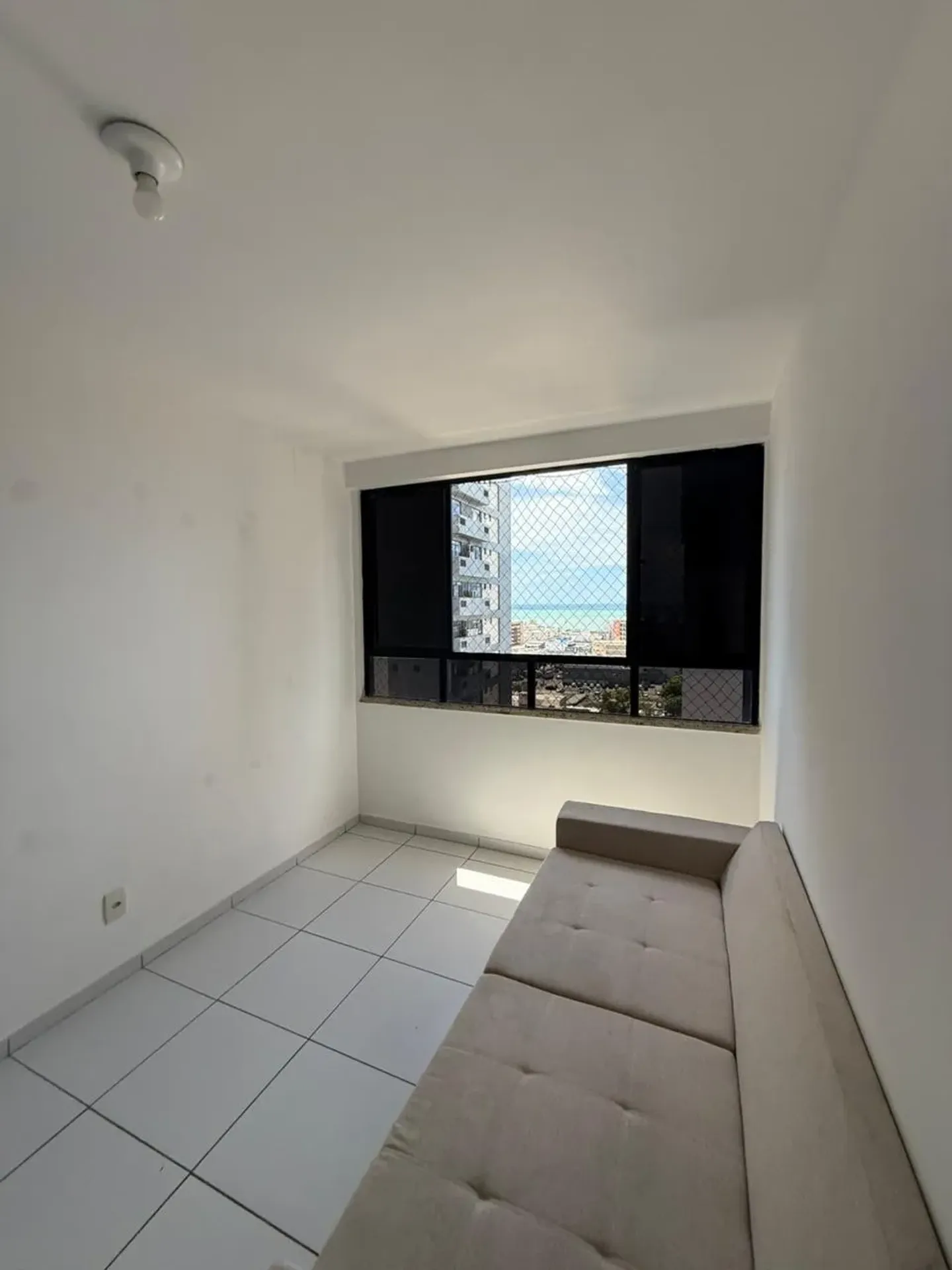 3-bedroom apartment with 1 en-suite and 2 parking spots — photo 11