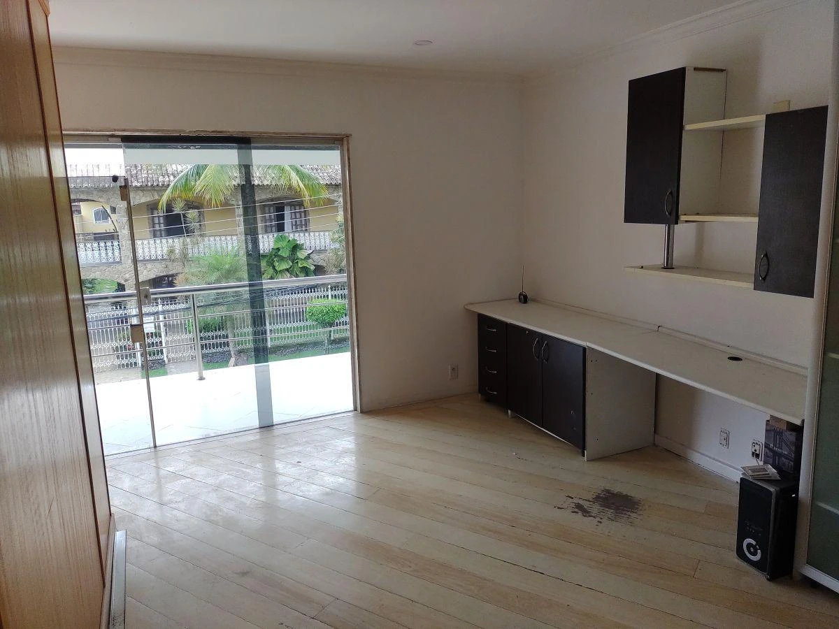 Casa de 650 m² con 6 suites y 5 plazas — photo 21