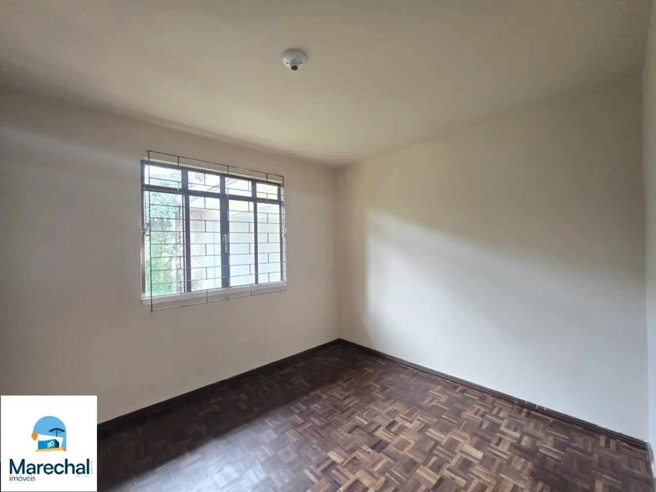 House with 3 bedrooms, 1 en-suite and 4 parking spots — photo 12