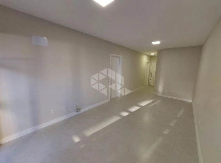 Квартира с 3 спальнями 109 м² и балконом — photo 3