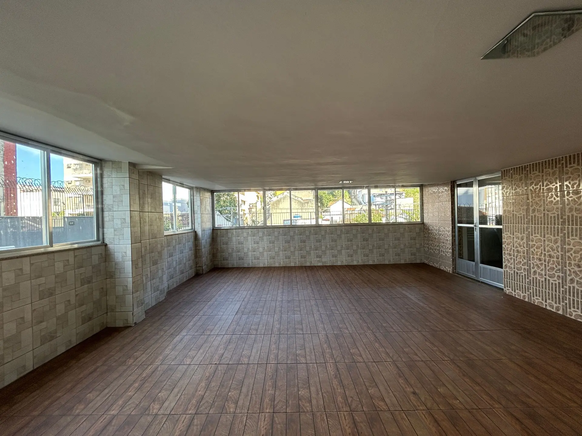 2-bedroom apartment with 1 bathroom and 1 parking space — photo 13