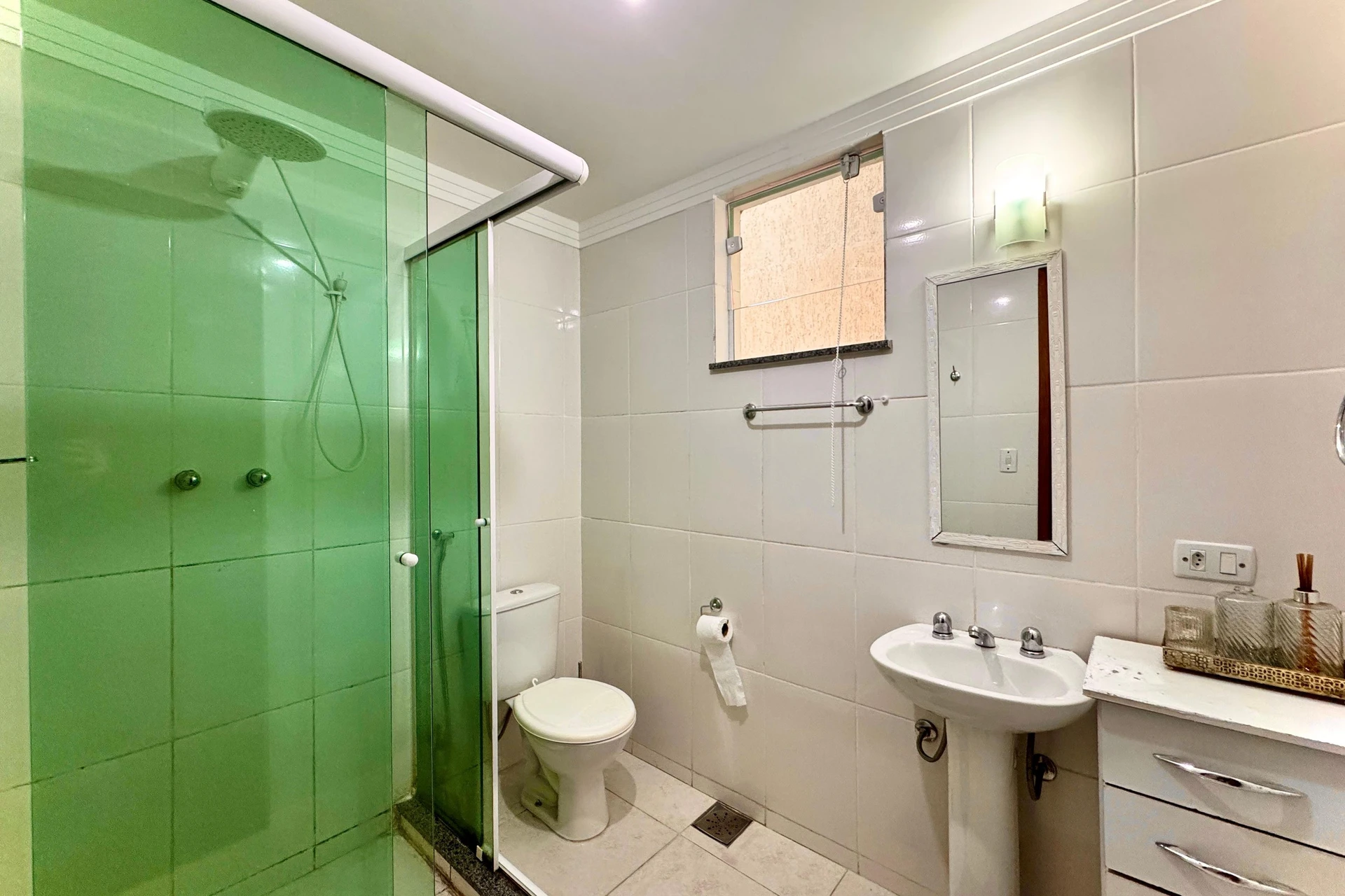 86 m² apartment with a home office and a mountain view — photo 22