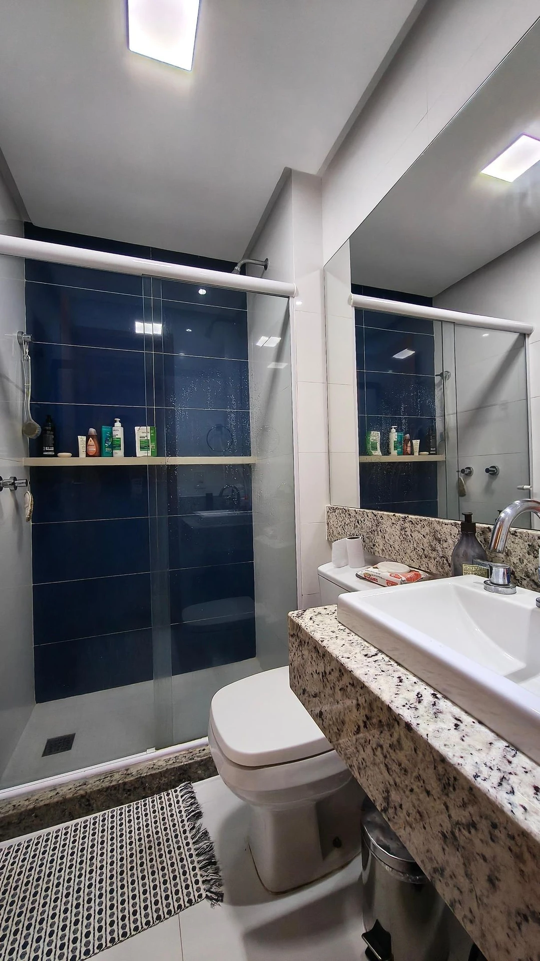 Furnished apartment, 160 m², with a glass-enclosed balcony — photo 49